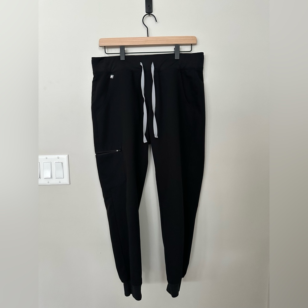 Figs Black High Waisted Zamora Jogger Scrub Pants
